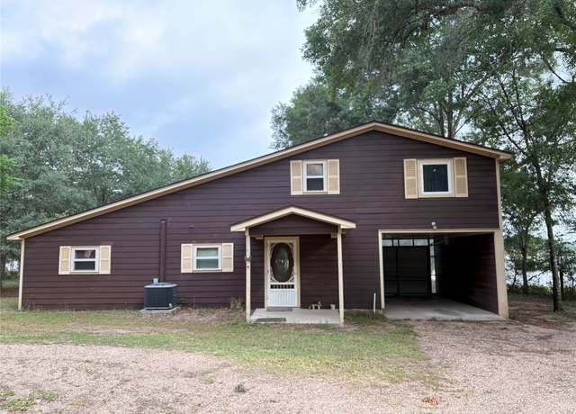 Property at 104 Crooked Creek Dr, Sheridan, TX 77475, 3 beds, 2 baths