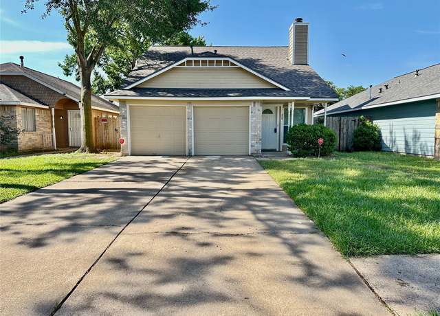 Property at 17611 Northhagen Dr, Houston, TX 77084, 3 beds, 2 baths