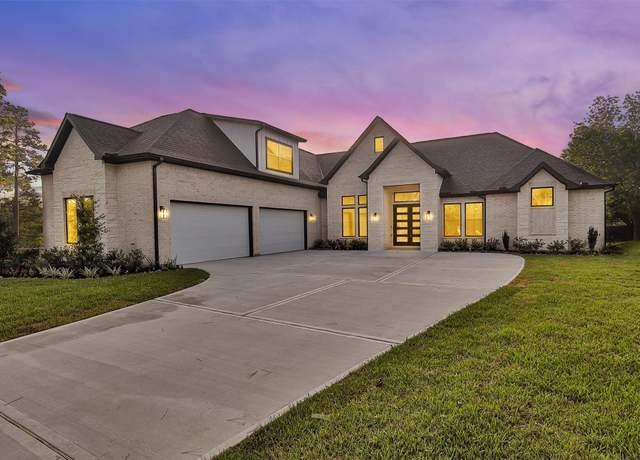 Property at 11401 E Zoe Loop, Montgomery, TX 77316, 5 beds, 4.5 baths