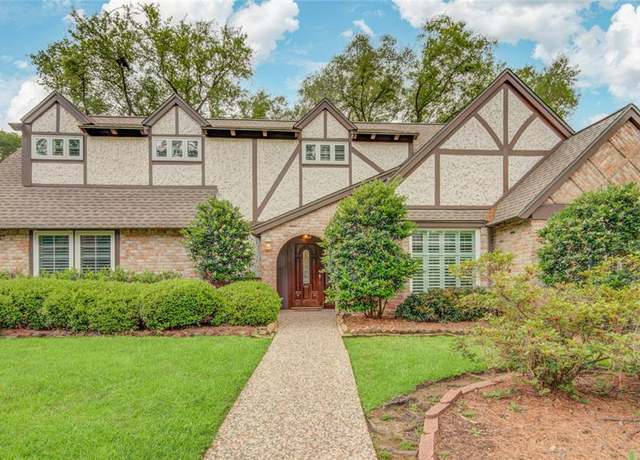 Property at 5311 Graystone Ln, Houston, TX 77069, 5 beds, 2.5 baths