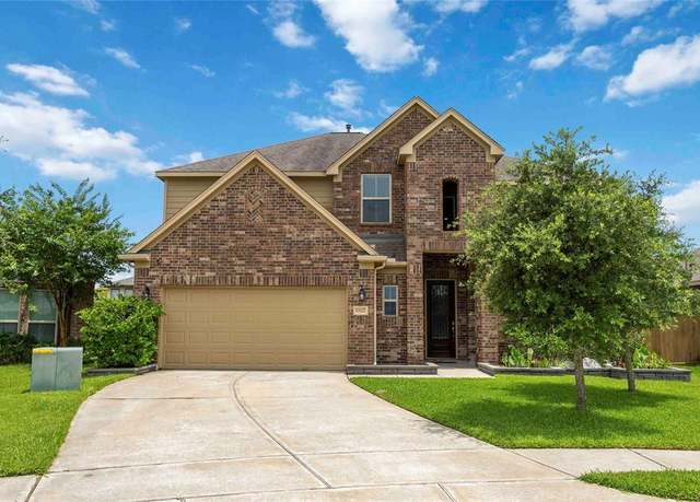 Property at 12627 White Cove Dr, Texas City, TX 77568, 5 beds, 3.5 baths