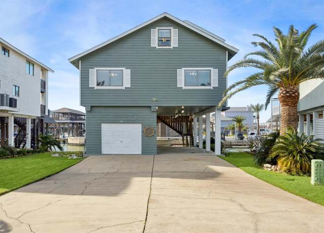 Property at 339 Admiral Cir, Tiki Island, TX 77554, 4 beds, 2.5 baths