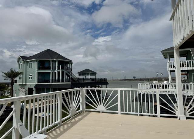 Property at 339 Admiral Cir, Tiki Island, TX 77554, 4 beds, 2.5 baths