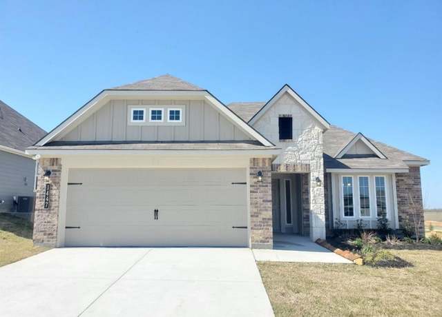 Property at 1447 Lake Ridge Dr, Brenham, TX 77833, 3 beds, 2 baths