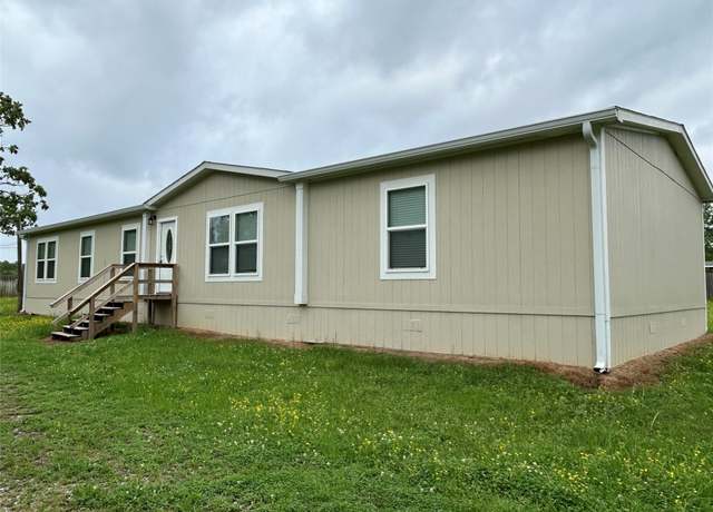 Property at 277 Grace, Lufkin, TX 75901, 4 beds, 2 baths