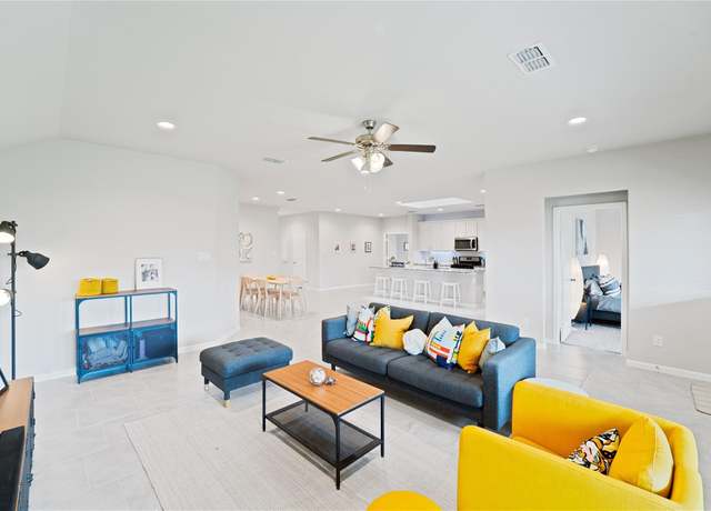 Property at 1318 Bellingham Park Dr, Missouri City, TX 77459, 4 beds, 2.5 baths