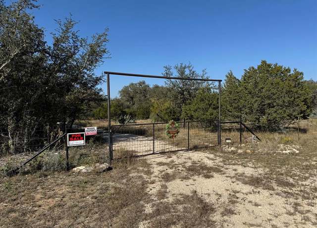 Property at 1107 Kahn Dr, Rio Frio, TX 78879