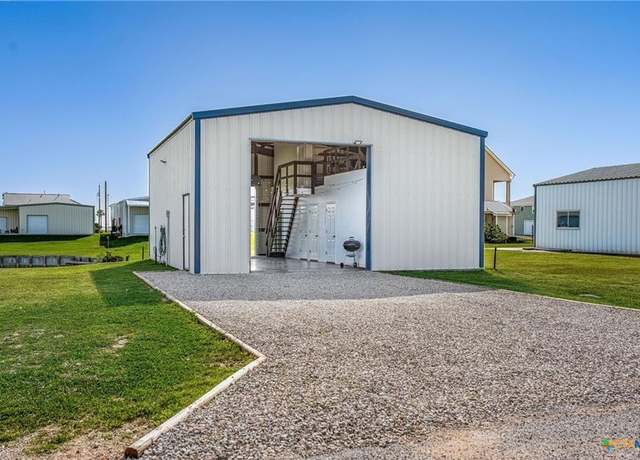 Property at 37 Snapper Lndg, Port Lavaca, TX 77979, 2 beds, 1 bath