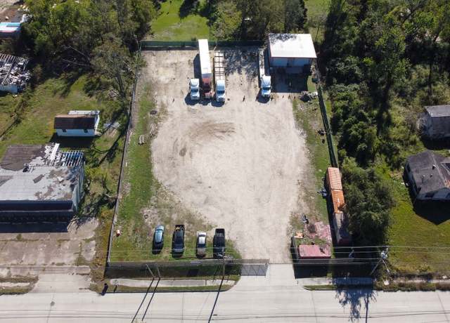 Property at 8302 Ley Rd, Houston, TX 77028