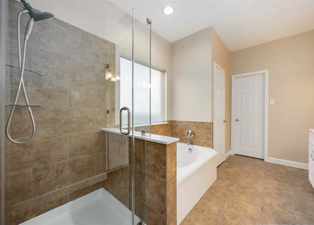 Property at 5498 Appleblossom Ln, Friendswood, TX 77546, 5 beds, 2.5 baths