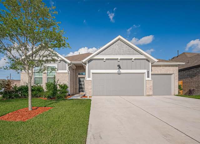Property at 4507 Mustang Run Dr, Rosenberg, TX 77469, 4 beds, 2 baths