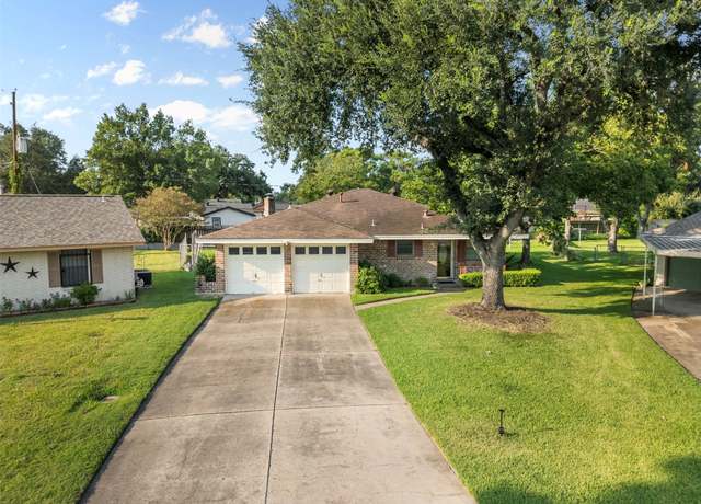 Property at 8514 Lorna St, Houston, TX 77037, 3 beds, 1.5 baths