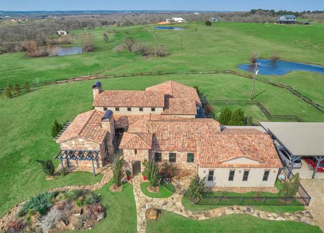 Property at 2021-2 County Road 312, Navasota, TX 77868, 4 beds, 4 baths