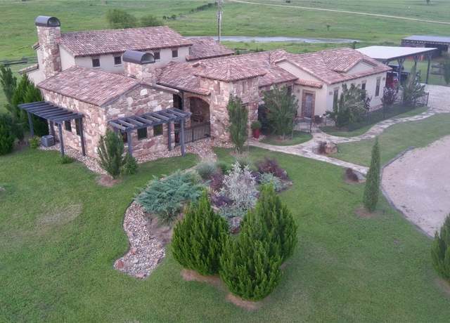 Property at 2021-2 County Road 312, Navasota, TX 77868, 4 beds, 4 baths