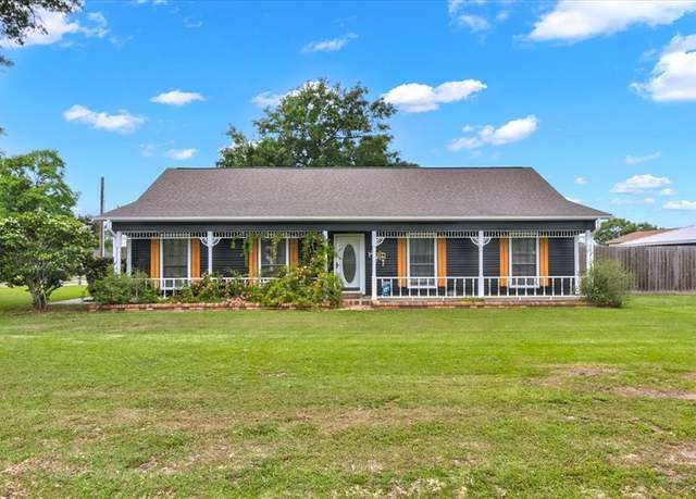 Property at 817 Norbert St, Bridge City, TX 77611, 3 beds, 2.5 baths