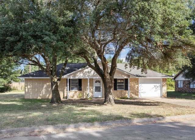 Property at 170 Pine Mdws, Hempstead, TX 77445, 3 beds, 1 bath