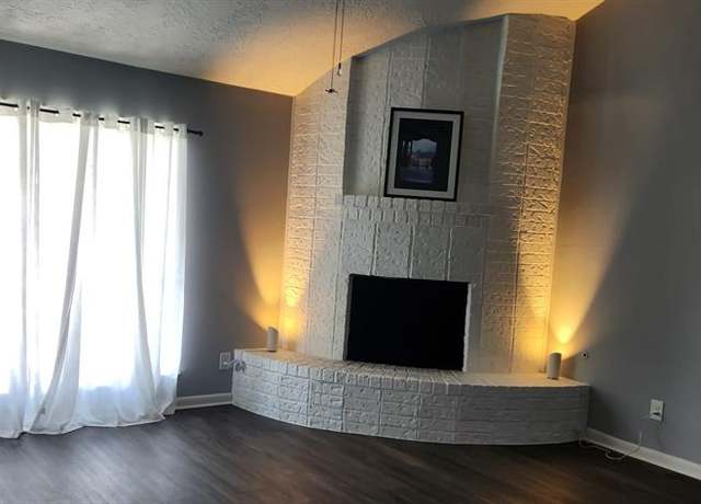 Property at 913 N Amy Dr, Deer Park, TX 77536, 3 beds, 2 baths