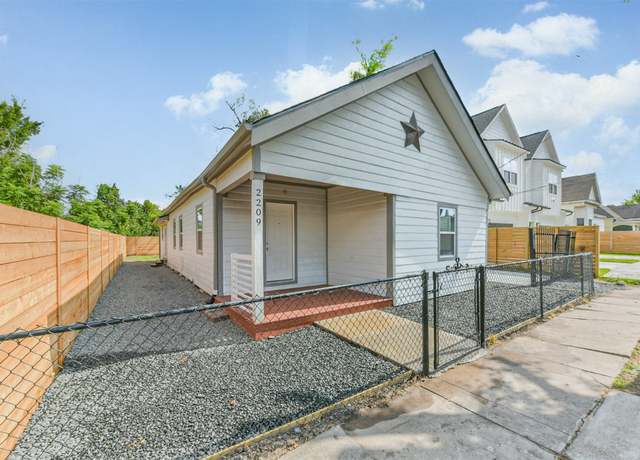 Property at 2209 Noble St, Houston, TX 77026, 4 beds, 2.5 baths