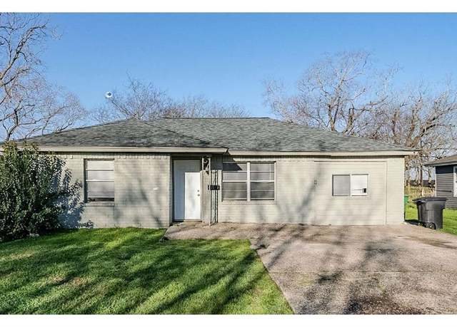 Property at 10410 Buffum St, Houston, TX 77051, 4 beds, 1 bath