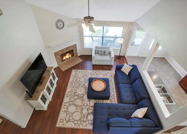 Property at 2702 Argos Dr, Missouri City, TX 77459, 3 beds, 2.5 baths