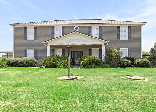 Property at 9689 Mallot Rd, Beaumont, TX 77713, 5 beds, 3.5 baths