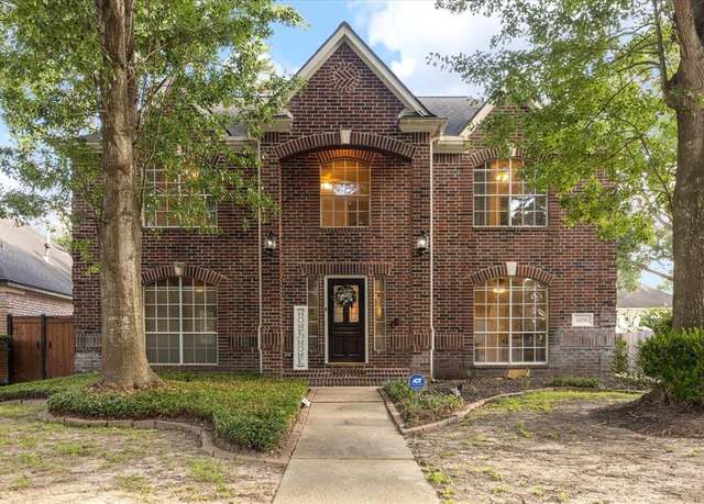 Property at 12511 Wealdstone Dr, Tomball, TX 77377, 4 beds, 2.5 baths