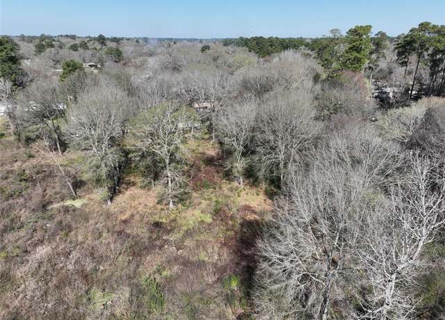 Property at 48 Rollingwood St, Pinehurst, TX 77362
