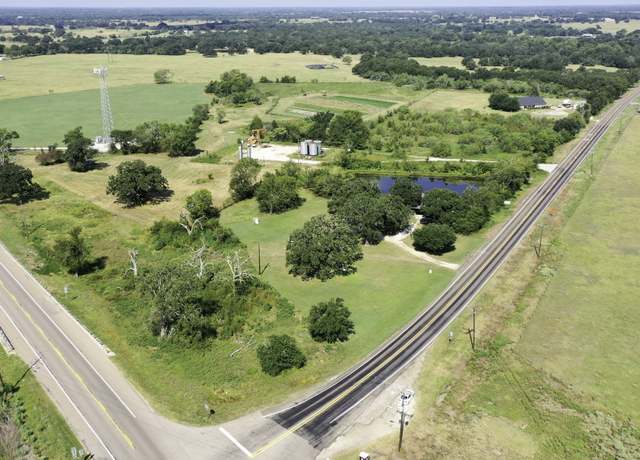 Property at 2095 Fm 1452 W, Madisonville, TX 77864, 3 beds, 2 baths