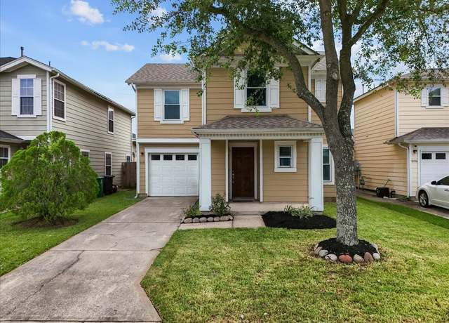 Property at 10110 Victoria Chase Ln, Houston, TX 77075, 3 beds, 2.5 baths