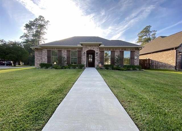 Property at 276 Pineburr St, Vidor, TX 77662, 3 beds, 2 baths