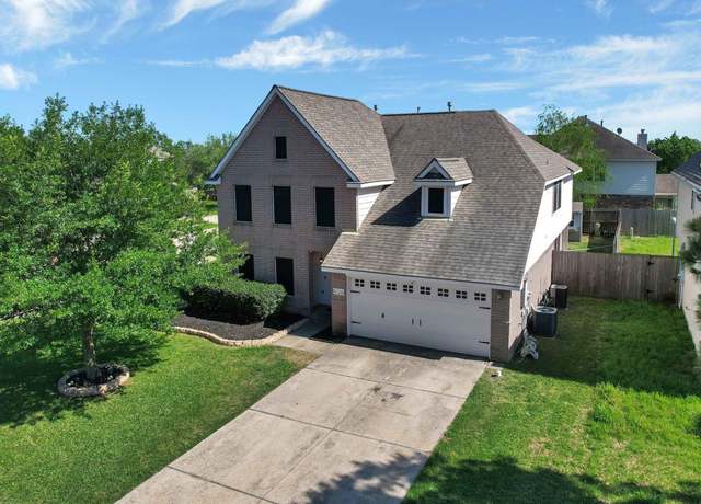 Property at 5126 Timber Creek Ave, Baytown, TX 77523, 5 beds, 2.5 baths