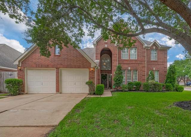 Property at 15310 Cobblestone Point Ct, Sugar Land, TX 77498, 4 beds, 2.5 baths