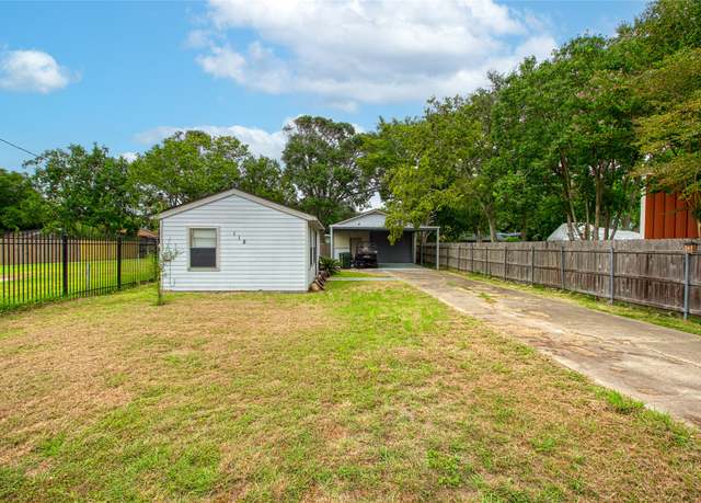 Property at 118 4th St, Dickinson, TX 77539, 2 beds, 2 baths