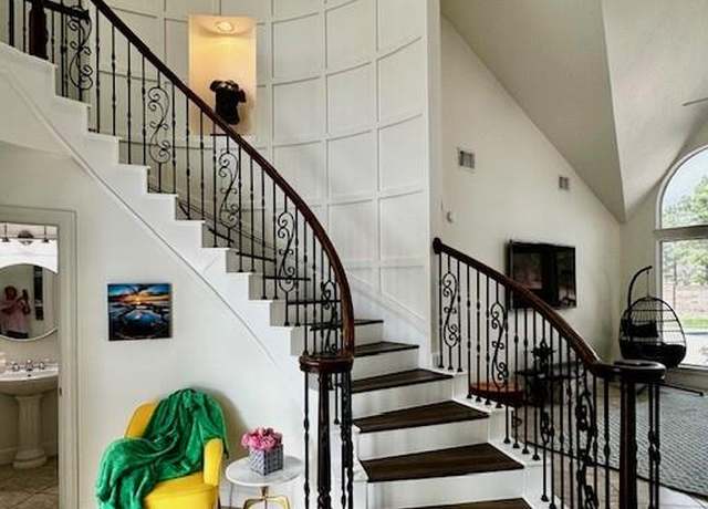 Property at 13911 Cloudcap Ct, Houston, TX 77044, 4 beds, 3.5 baths