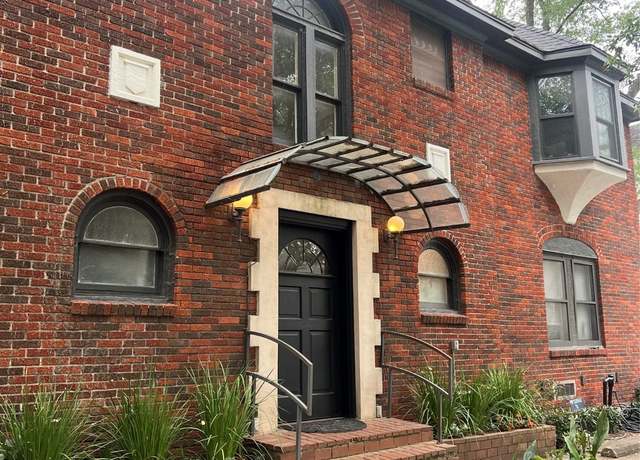 Property at 429 Hawthorne St, Houston, TX 77006, 1 bed, 1 bath
