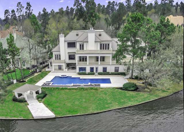 Property at 10 W Isle Pl, The Woodlands, TX 77381, 6 beds, 7 baths