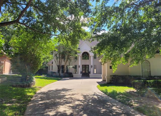 Property at 2 Argonne Pl, The Woodlands, TX 77382, 5 beds, 3.5 baths
