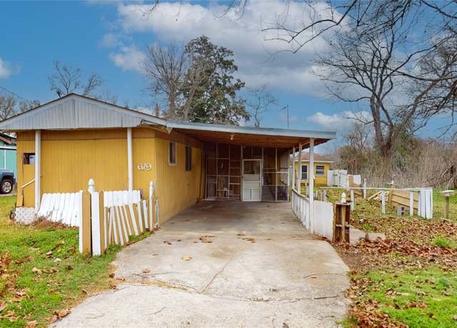 Property at 619 Confederate St, Liberty, TX 77575, 4 beds, 2 baths