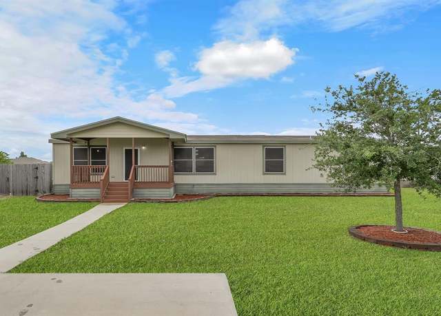 Property at 14050 Overstreet Dr, Willis, TX 77318, 4 beds, 2.5 baths