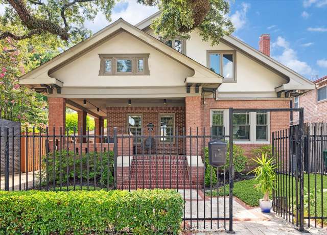 Property at 3404 Audubon Pl, Houston, TX 77006, 2 beds, 2.5 baths