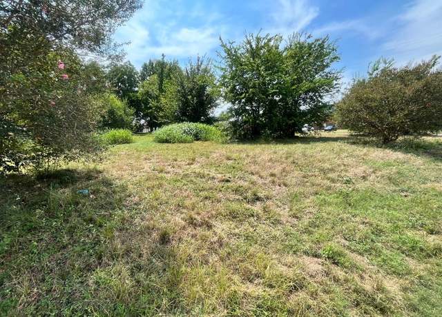 Property at 418 E Chase St E, Navasota, TX 77868