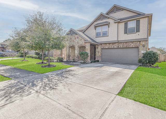 Property at 13018 Foxwood Creek Ln, Houston, TX 77044, 3 beds, 2.5 baths