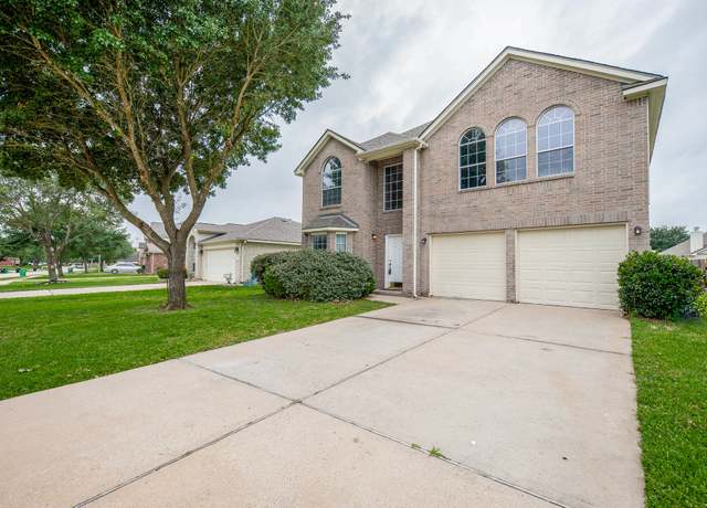 Property at 3510 Liberty Square Trl, Fresno, TX 77545, 4 beds, 2.5 baths
