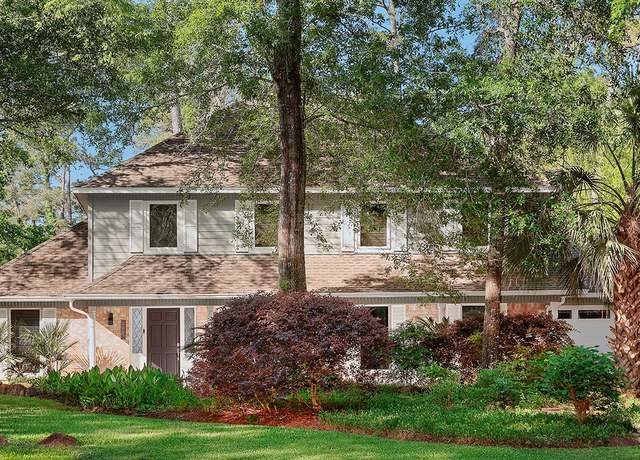 Property at 2823 S Logrun Cir, The Woodlands, TX 77380, 4 beds, 2.5 baths
