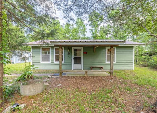 Property at 9847 N Lake Vw, Montgomery, TX 77316, 2 beds, 1 bath