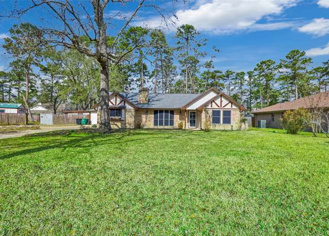 Property at 903 Fairway Farms Ln, Houston, TX 77339, 3 beds, 2.5 baths