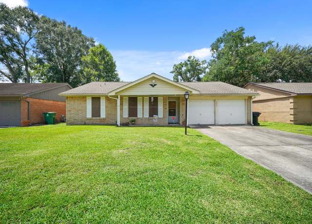 Property at 6027 Dellfern Dr, Houston, TX 77035, 3 beds, 2 baths