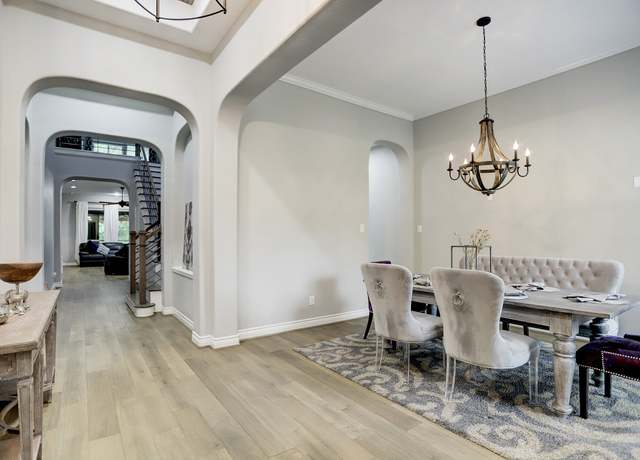 Property at 409 Holly Forest Dr, Conroe, TX 77384, 5 beds, 4 baths