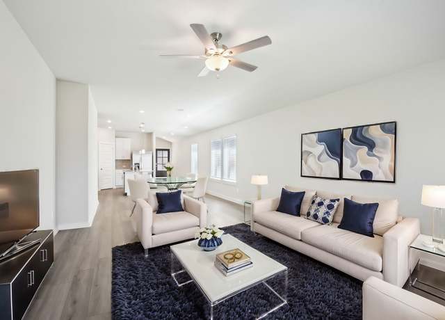 Property at 1900 Velvet Oak Ln, Conroe, TX 77304, 3 beds, 2 baths