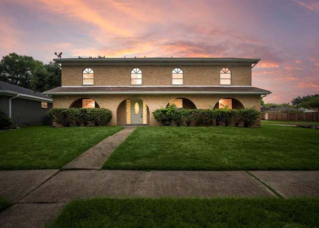 Property at 771 Seacliff Dr, Houston, TX 77062, 4 beds, 3 baths